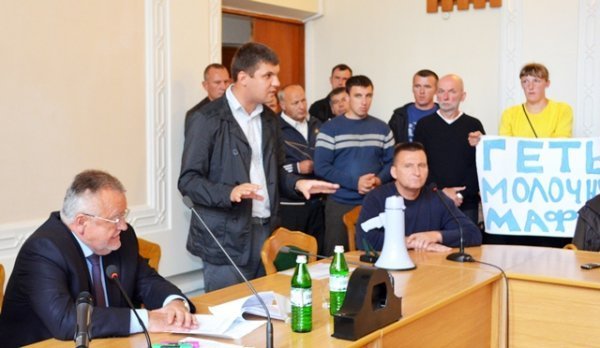 Фото, за поширення якого Клімчук подав до суду на Гузя